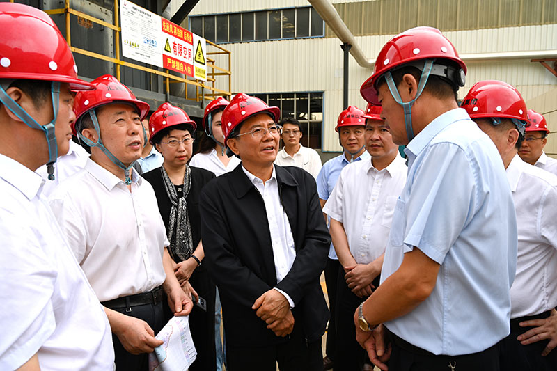 生态环境部党组书记孙金龙赴山东省调研大气污染防治工作